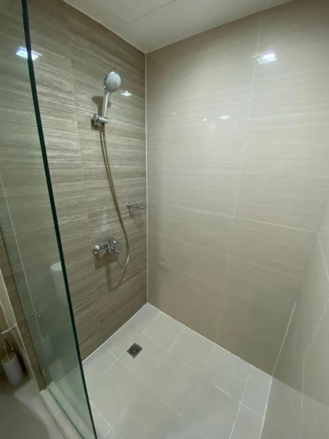 Spacious Condo In Venice Luxury Residences Taguig Exteriör bild