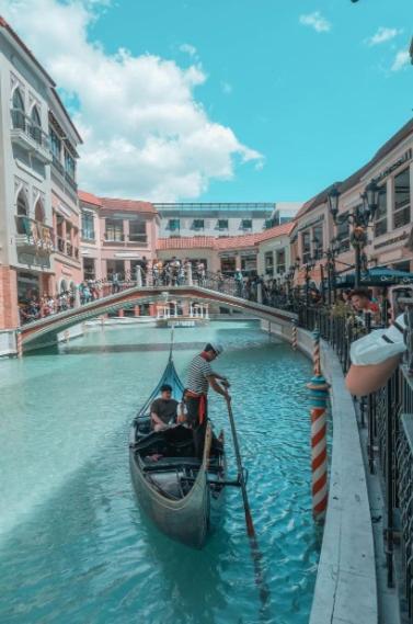 Spacious Condo In Venice Luxury Residences Taguig Exteriör bild