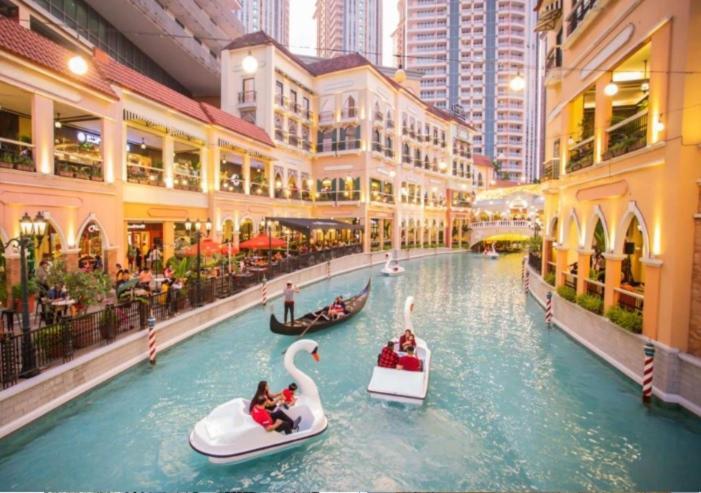 Spacious Condo In Venice Luxury Residences Taguig Exteriör bild