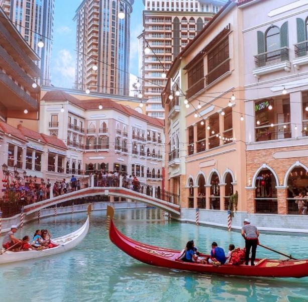 Spacious Condo In Venice Luxury Residences Taguig Exteriör bild